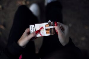 Photo stop night snacking