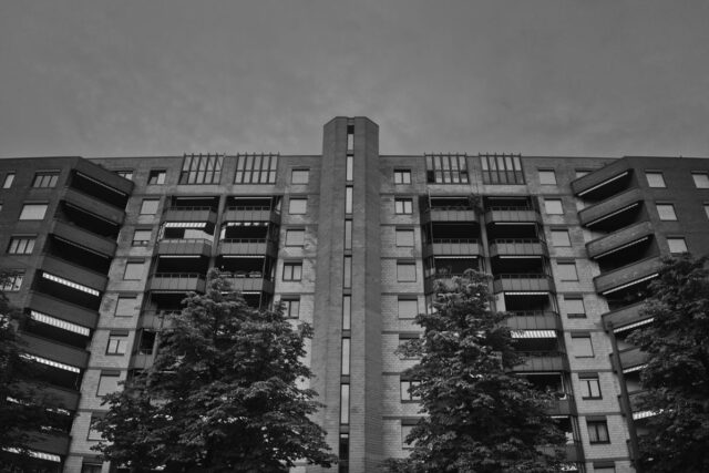 Ce acte îți trebuie când cumperi un apartament la mâna a doua