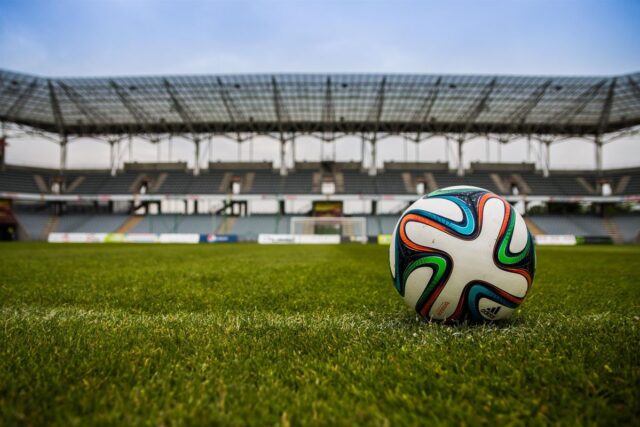 Ce înseamnă offside, fault și penalty: termenii esențiali din fotbal