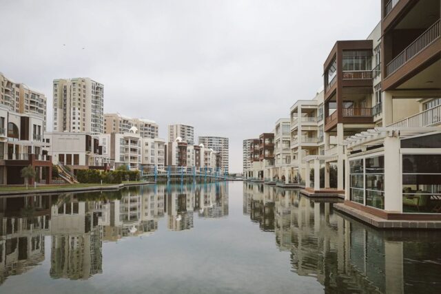Cum verifici dacă un apartament are sarcini sau ipotecă înainte să îl cumperi