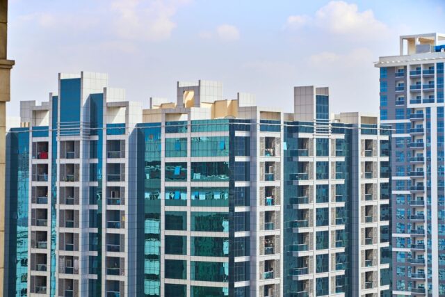 La ce te uiți într-un raport de evaluare imobiliară înainte să negociezi prețul